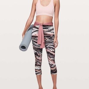 Lululemon wunder under crop high rise 21’ leggings